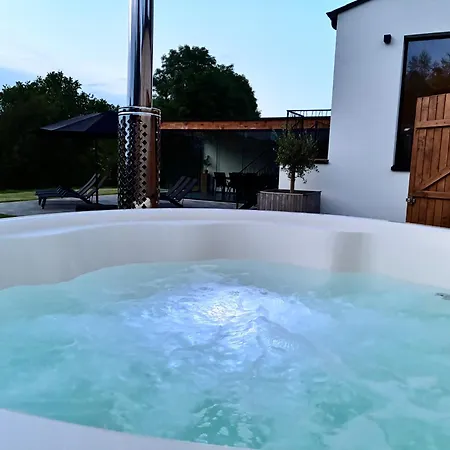 Holiday home Monthuit